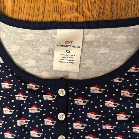 Vineyard Vines blue and white Santa hat whale print women pjs size XS - Picture 2 of 6
